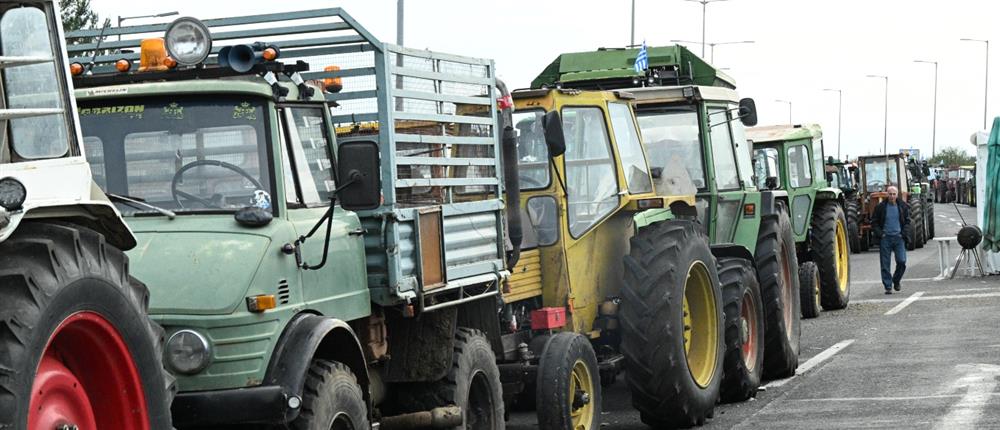 λαρισα - αγροτες - μπλοκα