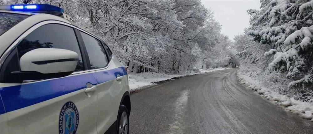 Χιονόπτωση - Κεντρική Μακεδονία: Σε ποιες περιοχές είναι απαραίτητες οι αντιολισθητικές αλυσίδες