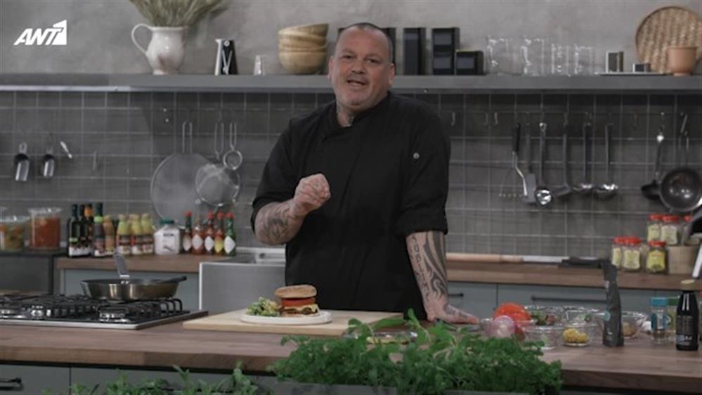 ΓΕΙΤΟΝΙΕΣ ΣΤΟ ΠΙΑΤΟ - ΕΠΕΙΣΟΔΙΟ 41