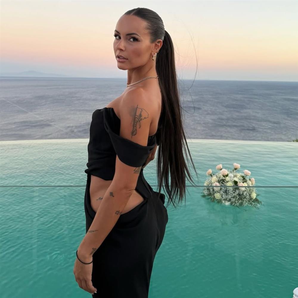 Σοφιάνα Αβραμάκη: "Ανακάλυψα ότι πρώην σύντροφός μου είχε βάλει air tag στο αυτοκίνητό μου για να με παρακολουθεί"