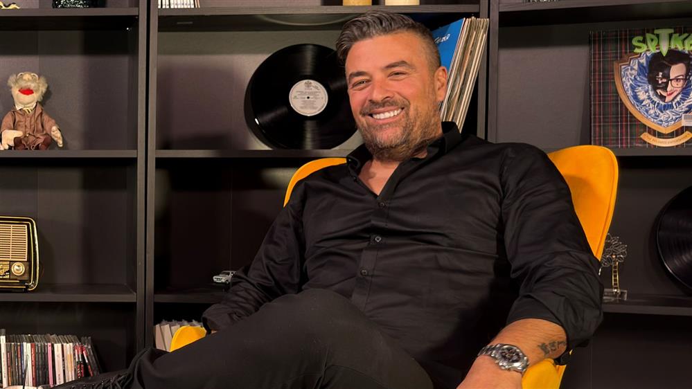 Γιάννης Αϊβάζης: "Έχω δουλέψει από κρεοπώλης μέχρι dj σε στριπτιζάδικο"