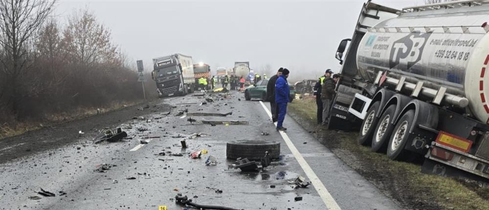 Ρουμανία: Επτά οι νεκροί στο σοκαριστικό τροχαίο με βαν που μετέφερε οπαδούς του ΠΑΟΚ (εικόνες)