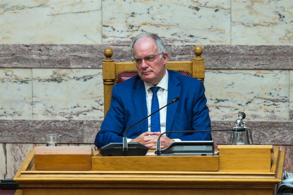 Κώστας Τασούλας Κώστας Τασούλας