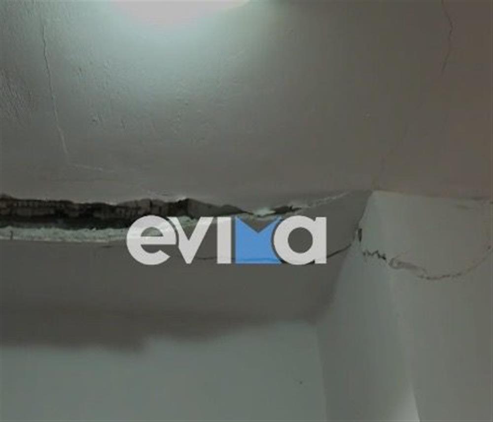 Σεισμοί - Εύβοια: Ζημιές και ρωγμές σε 50 κτήρια (εικόνες)