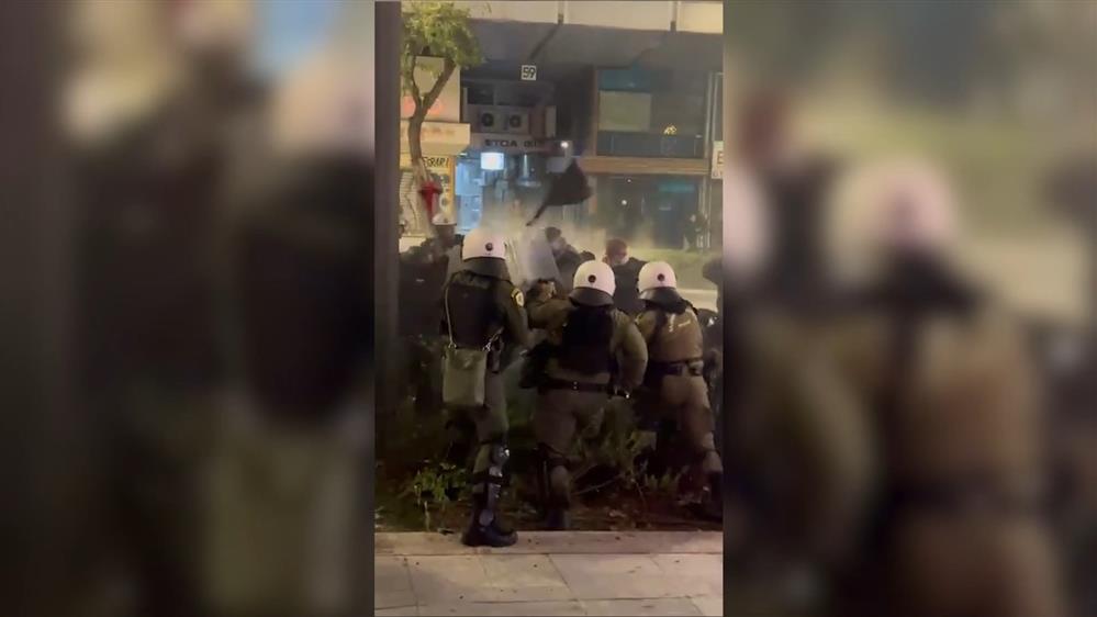 Εξάρχεια: Επεισόδια στην πορεία για τον Αλέξανδρο Γρηγορόπουλο