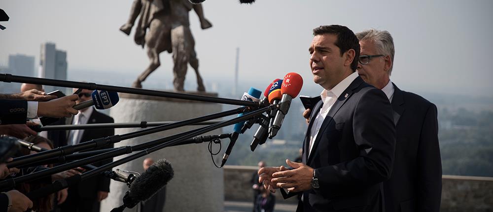 Τσίπρας: μπαίνει στο τραπέζι η κοινωνική ατζέντα