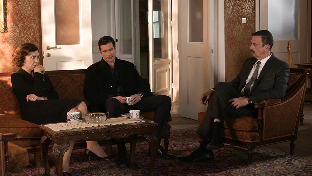 ΑΓΡΙΕΣ ΜΕΛΙΣΣΕΣ - ΑΝΤ1