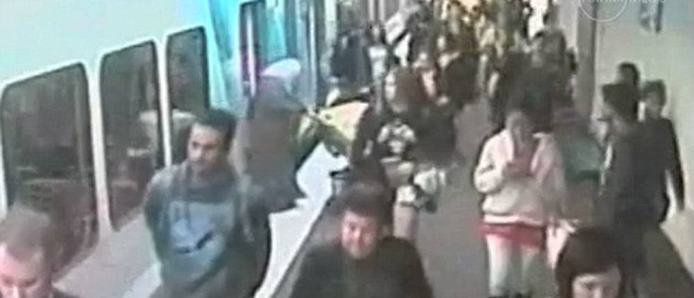 Μελβούρνη - Μωρό - Πτώση - Συρμός