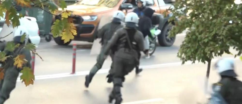 Δίκη Άλκη Καμπανού - ΜΑΤ Δίκη Άλκη Καμπανού - ΜΑΤ