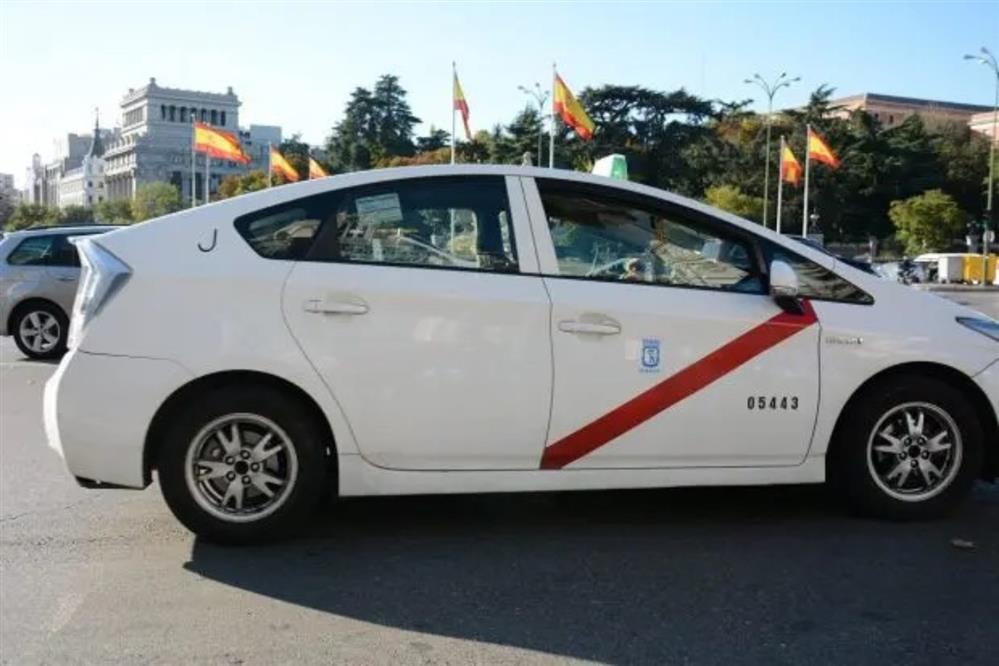 Ταξί - POS σήμανση - Βαρκελώνη - Βουδαπέστη - Μαδρίτη Ταξί - POS σήμανση - Βαρκελώνη - Βουδαπέστη - Μαδρίτη