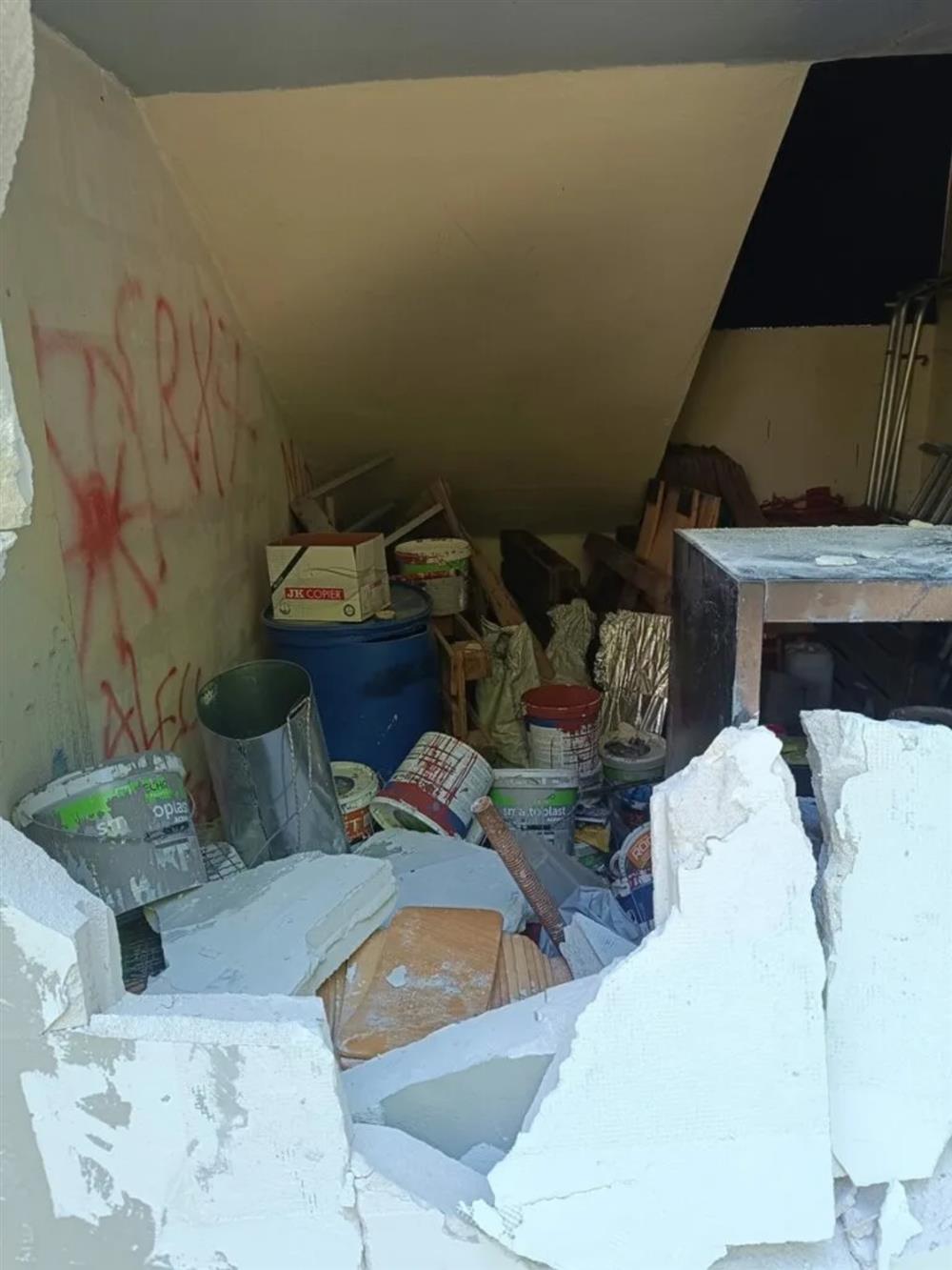 νεα ιωνια - βανδαλισμοι - λυκειο