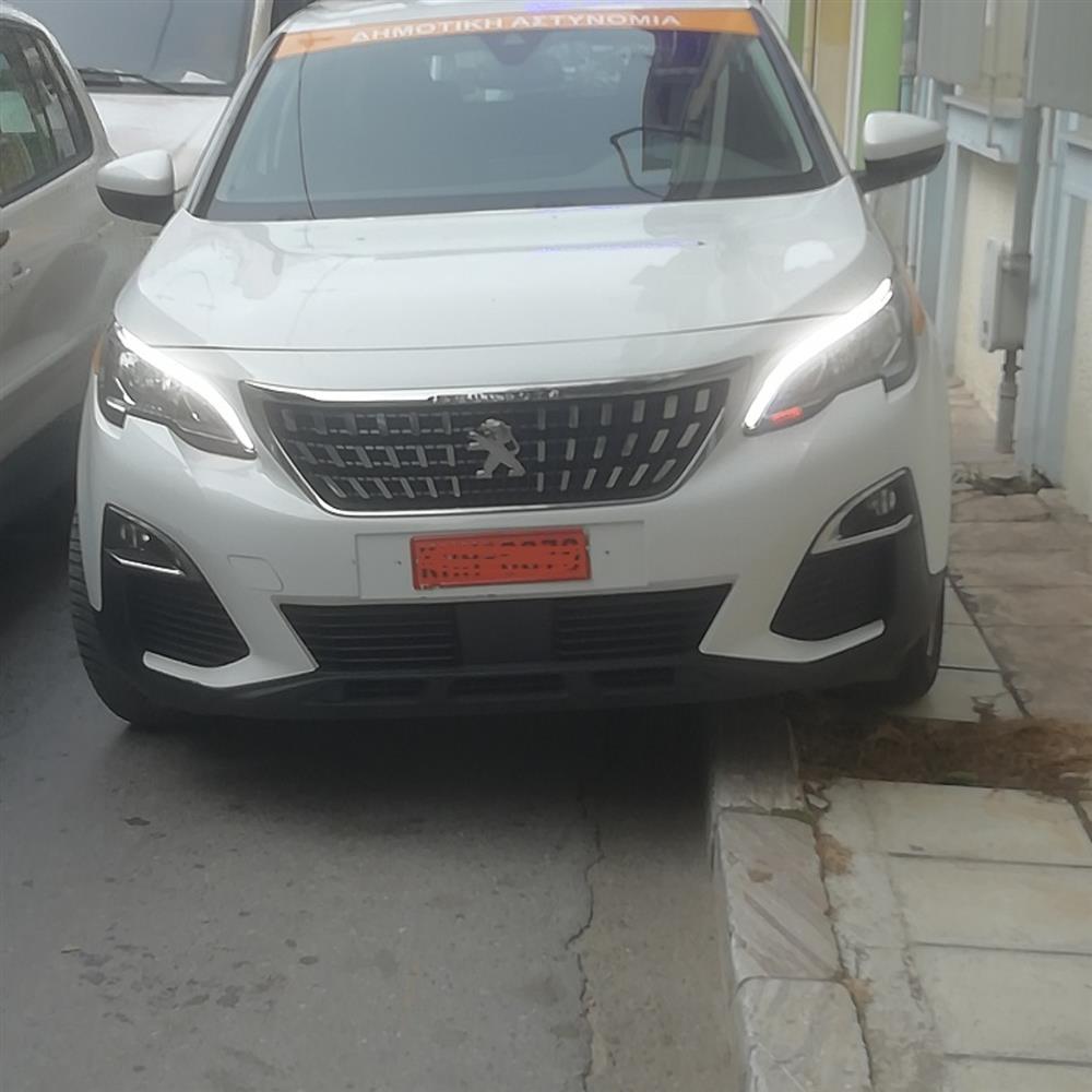 Βόλος - αυτοκίνητα - παρκάρισμα Βόλος - αυτοκίνητα - παρκάρισμα