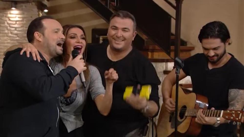 Backstage με την κριτική επιτροπή του Rising Star