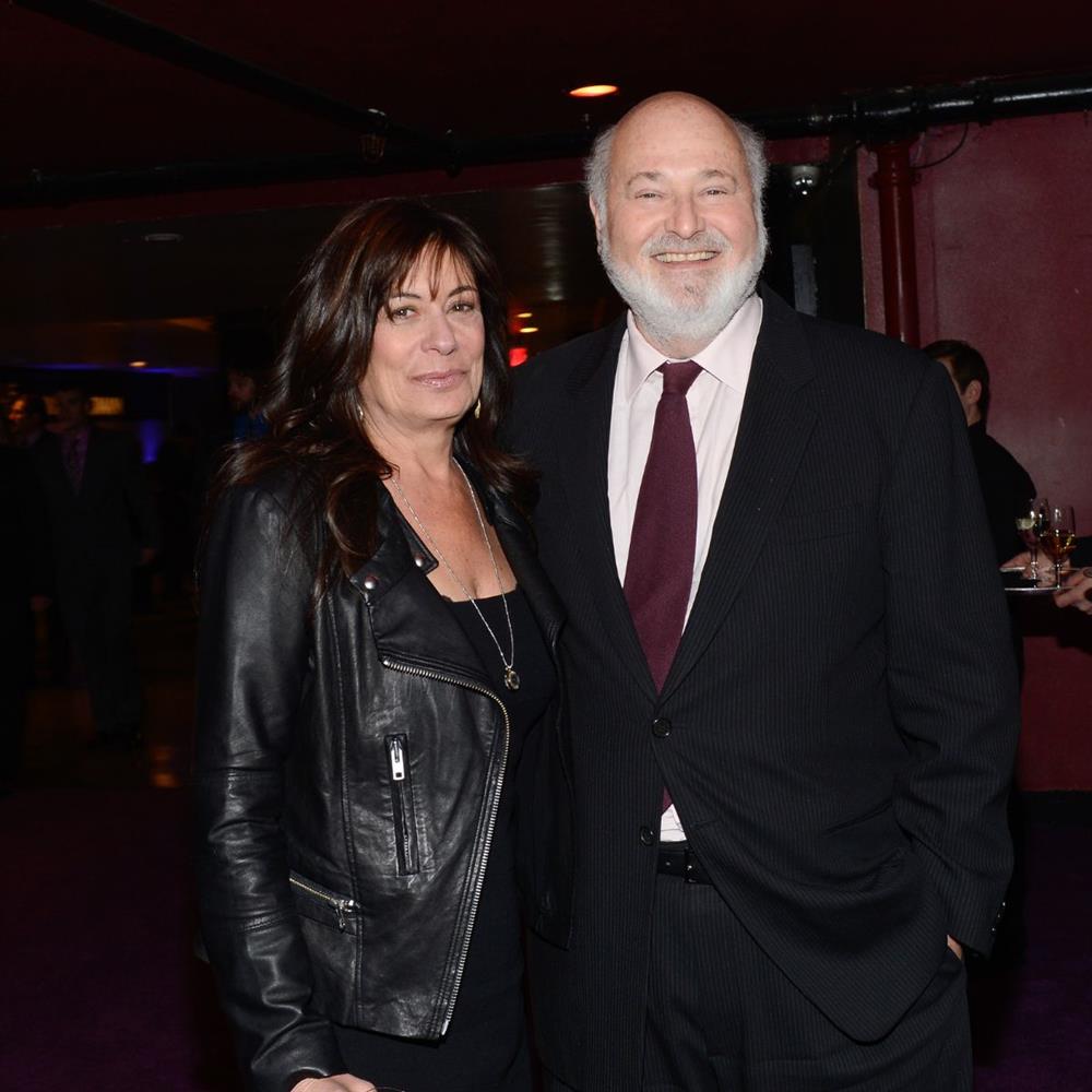 Οικογενειακό θρίλερ - Ο Νικ Ράινερ συνελήφθη ως ύποπτος για τη δολοφονία των γονιών του, Ρομπ Ράινερ & Μισέλ Σίνγκερ Ράινερ
