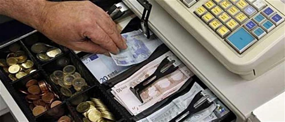 Ρόδος: Χειροπέδες σε υπάλληλο που έκλεβε τις εισπράξεις της εταιρείας