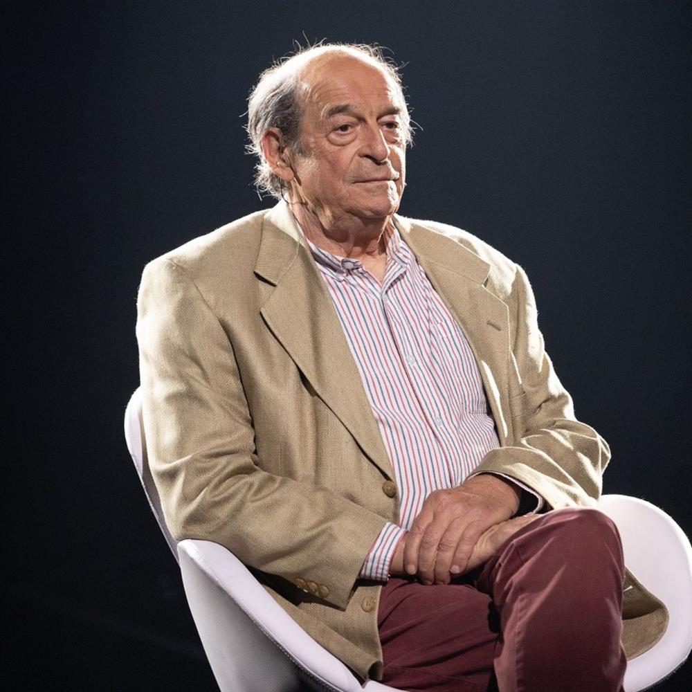 Μανούσος Μανουσάκης