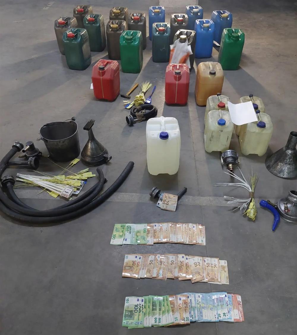 ΛΑΘΡΑΙΟ - ΕΜΠΟΡΙΟ - ΚΑΥΣΙΜΑ