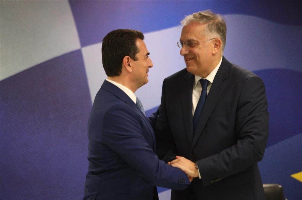 Τάκης Θεοδωρικάκος Τάκης Θεοδωρικάκος