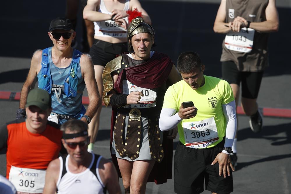 Μαραθώνιος - εντυπωσιακές εμφανίσεις Μαραθώνιος - εντυπωσιακές εμφανίσεις