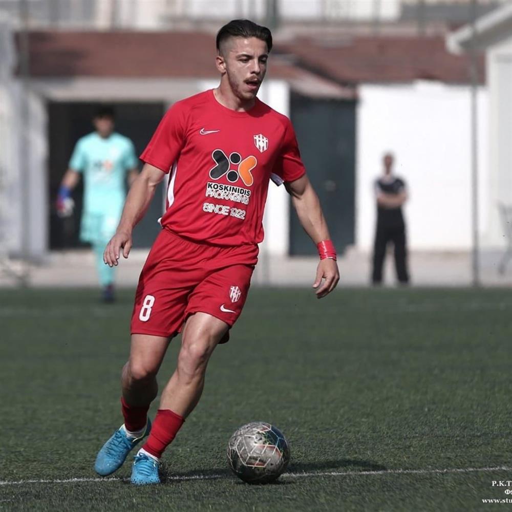 Στάθης Χατζηλάμπρος