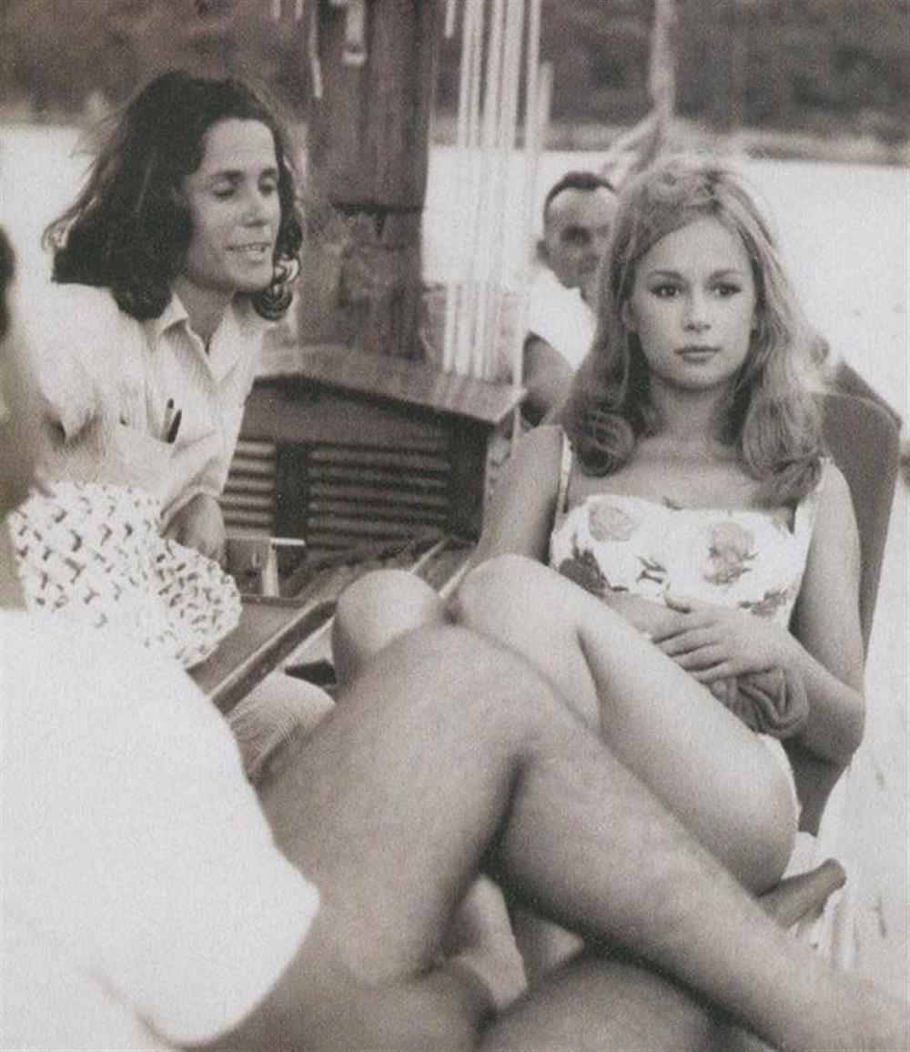 Αλίκη Βουγιουκλάκη - σπάνιες αδημοσίευτες φωτογραφίες