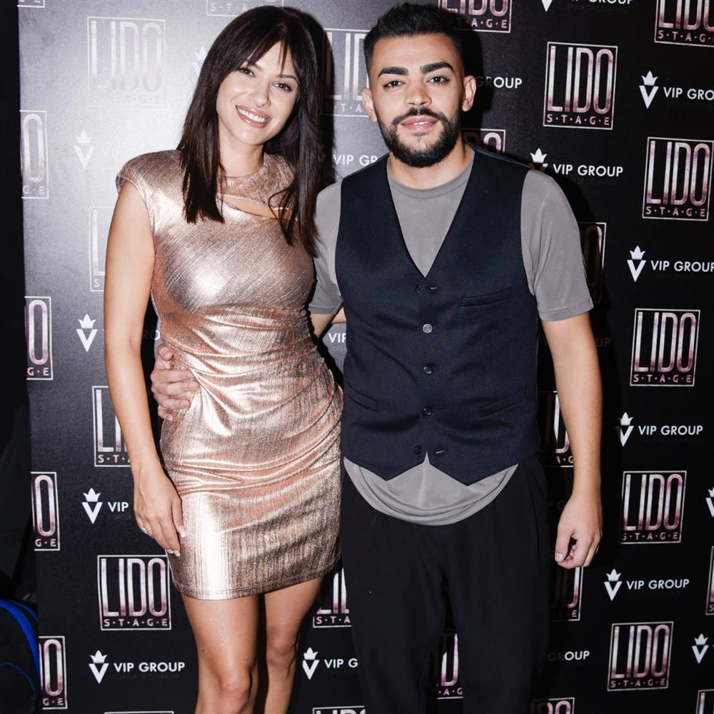 Γενέθλια για τον Χρήστο Σαντικάι: Η ηλικία, η τούρτα & οι φωτογραφίες με την Λάουρα Νάργες και τον γιο τους, Αλέξανδρο

