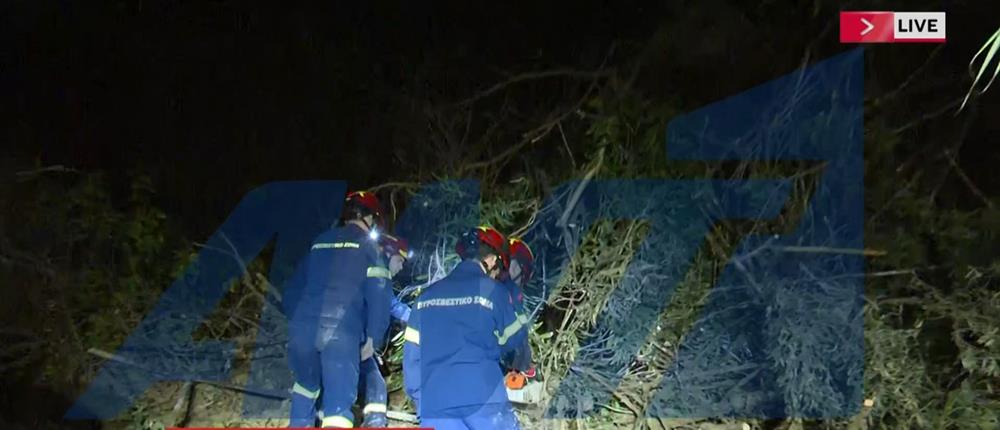 Σφυροκόπημα της κακοκαιρίας στην Κέρκυρα: Δραματικοί απεγκλωβισμοί - Ζημιές και σε σπίτια