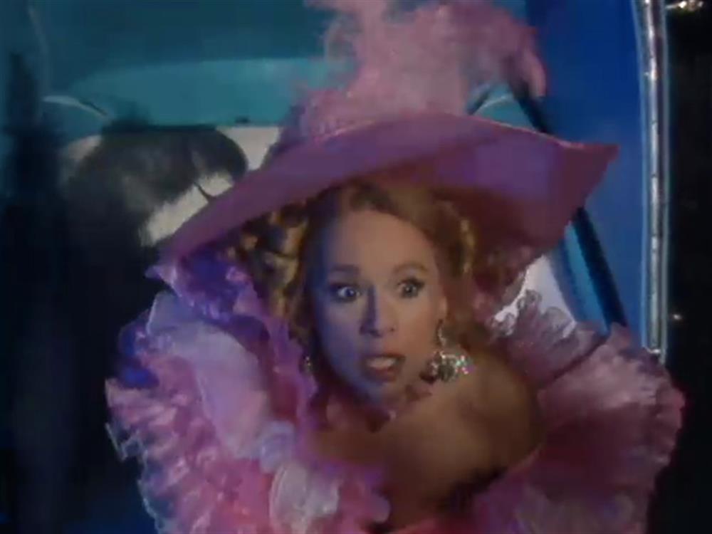 Και εύθυμη και χήρα (Επεισ.10)