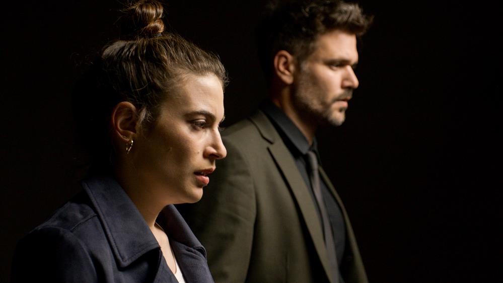 Παγιδευμένοι Νέα Επεισόδια: Η Άννα καλεί την αστυνομία, ο Σπύρος και ο Θοδωρής συλλαμβάνονται…