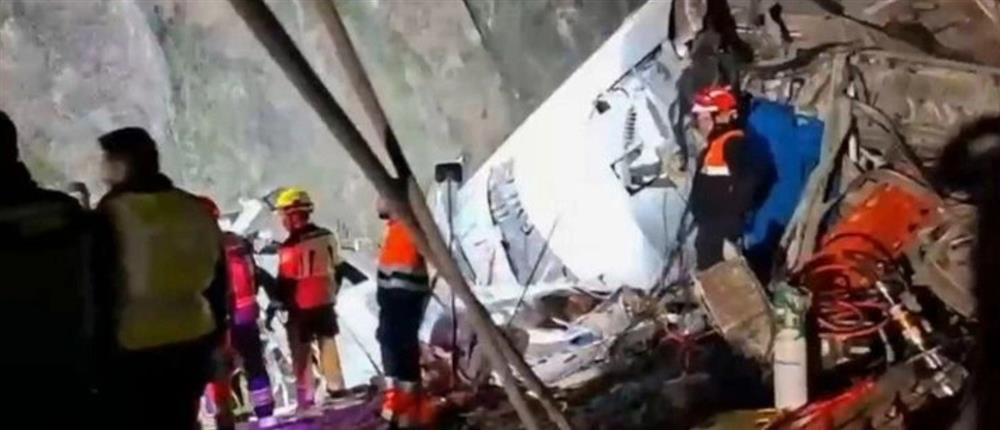 Σιδηροδρομικό δυστύχημα στην Ισπανία: Το τρένο που εκτροχιάστηκε είχε υποβληθεί σε έλεγχο την περασμένη Πέμπτη (βίντεο)