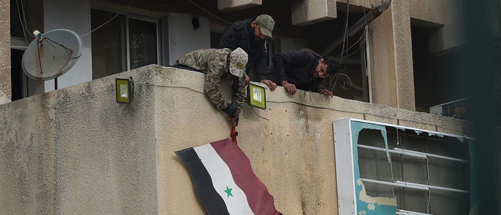 Συρία: Αντάρτες κατέλαβαν κεντρική φυλακή - Απελευθερώνουν κρατούμενους