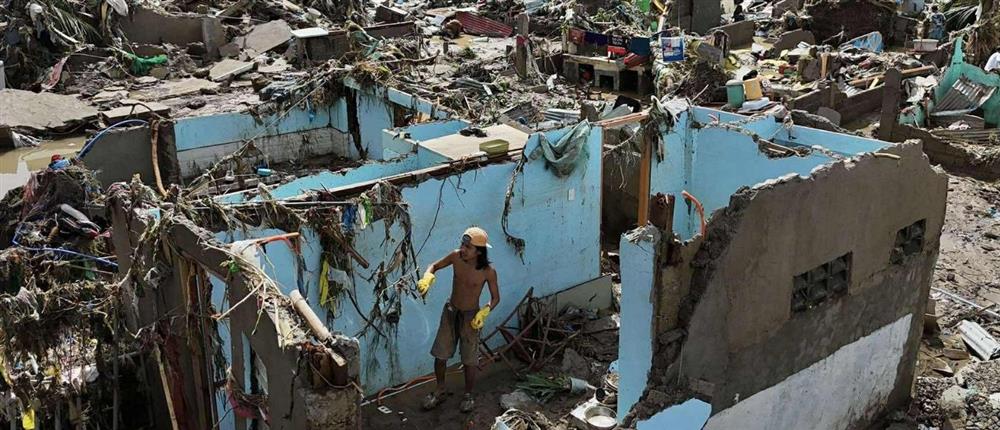 Φιλιππίνες τυφώνας Καλμάγκι