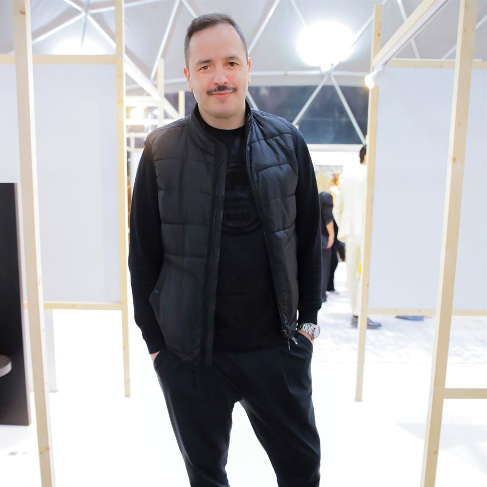 Αλέξανδρος Τσουβέλας: "Κινήθηκα νομικά, αλλά δεν ζήτησα χρήματα, το λήξαμε με μια δημόσια συγγνώμη"