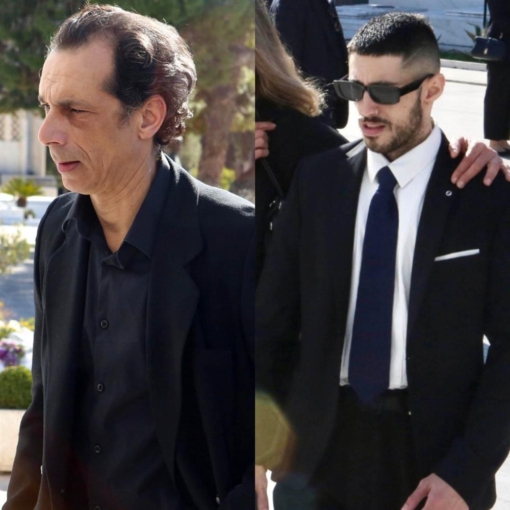 Δημήτρης Κολλάτος: Θλίψη στην κηδεία του σκηνοθέτη - Συγκινημένα τα παιδιά του (Φωτογραφίες)