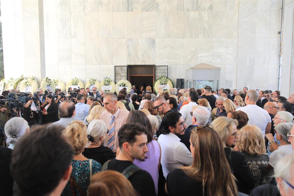 Μίμης Πλέσσας - κηδεία Μίμης Πλέσσας - κηδεία