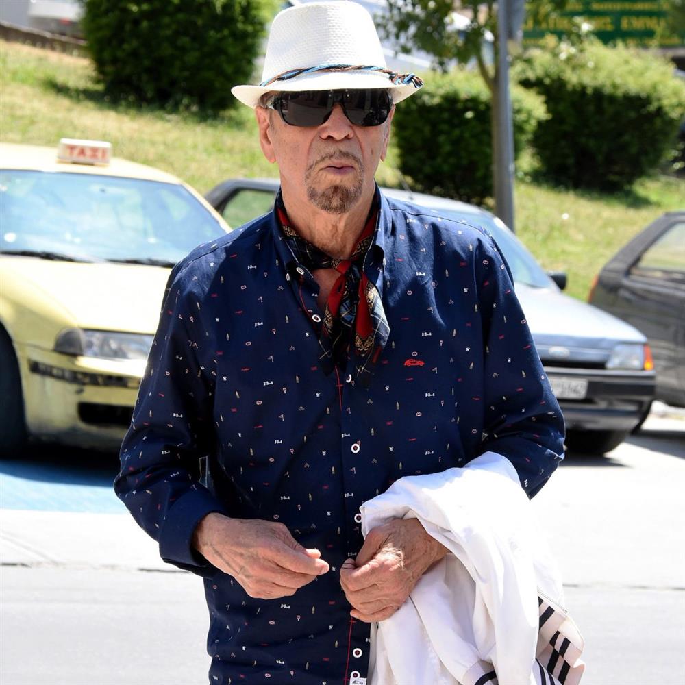 Φώτης Μεταξόπουλος για το διπλό εγκεφαλικό: "Μούδιασε το χέρι μου, άρχισα να ψευδίζω και ξεκίνησα να τραγουδάω και να χορεύω"