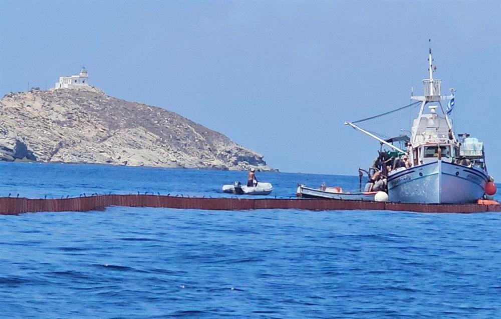 Πάρος - αλιευτικό - ναυάγιο