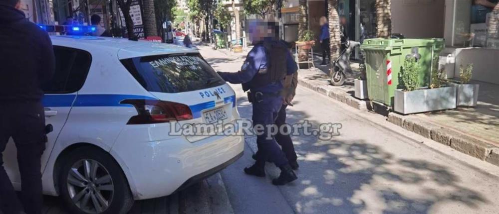 Λαμία: Άνδρας με λοστό έσπειρε τον τρόμο (Εικόνες)