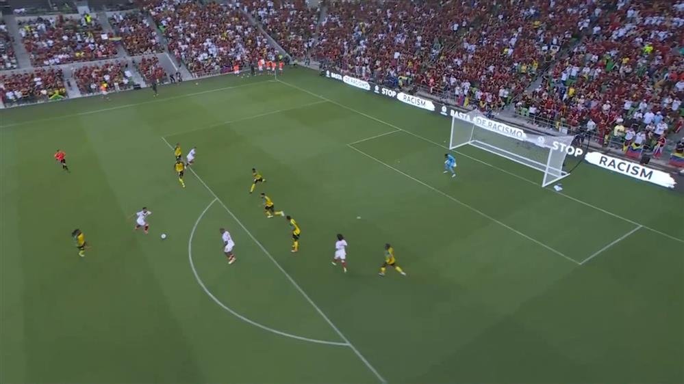 COPA AMERICA 2024| Τζαμάικα - Βενεζουέλα | Συρτό σουτ του Ερέρα, η μπάλα περνάει δίπλα από το δοκάρι