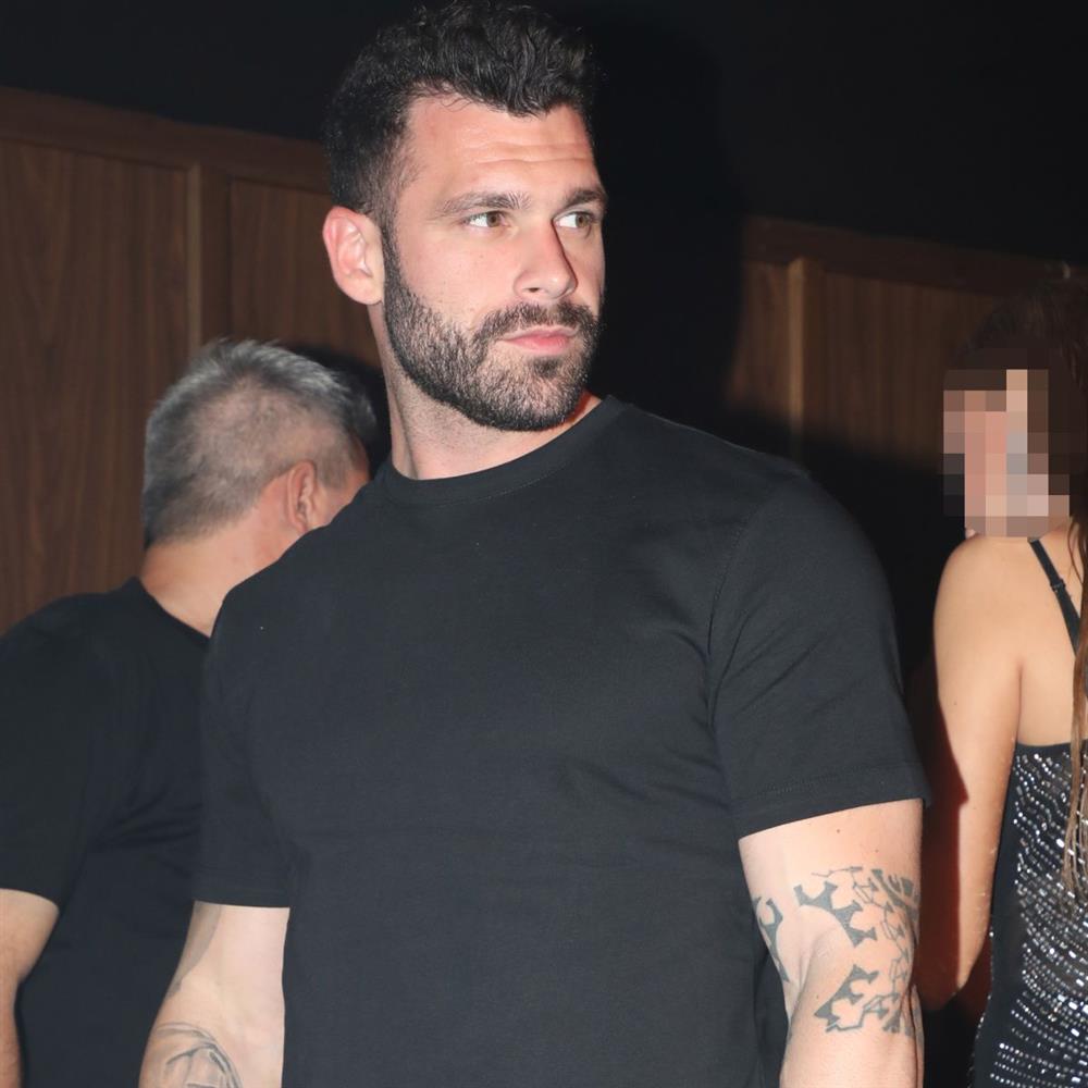 Στάθης Σχίζας: Με νεαρή καλλονή στην Αράχωβα - Νέα σχέση μετά την Αλεξάνδρα Παναγιώταρου;