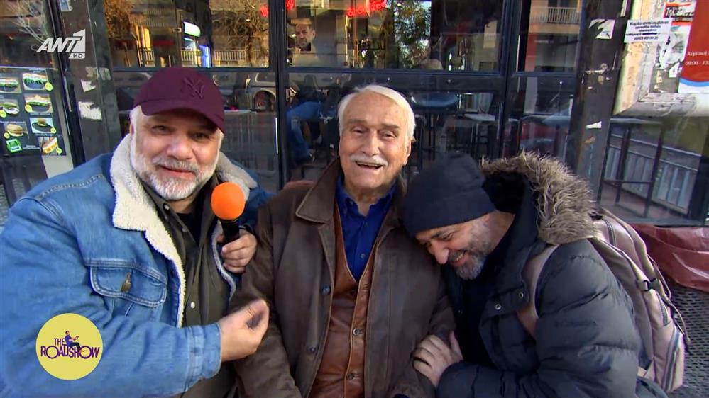 The Roadshow: Η συνάντηση του Γρηγόρη Αρναούτογλου με τον πατέρα του, Αναστάσιο, στη Θεσσαλονίκη
