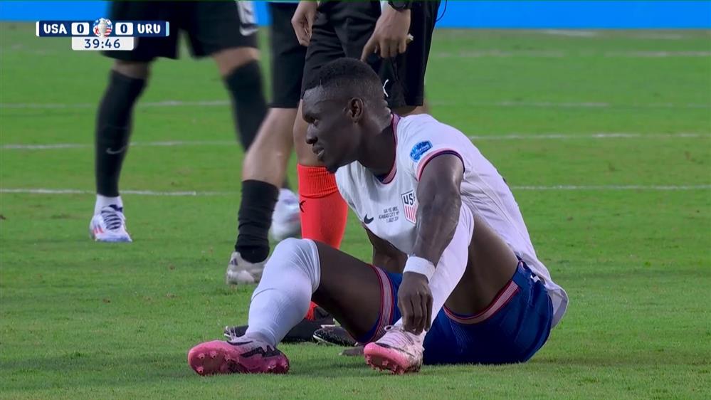 COPA AMERICA 2024 | ΗΠΑ - Ουρουγουάη | Αποχώρησε τραυματίας ο Μπαλογκάν