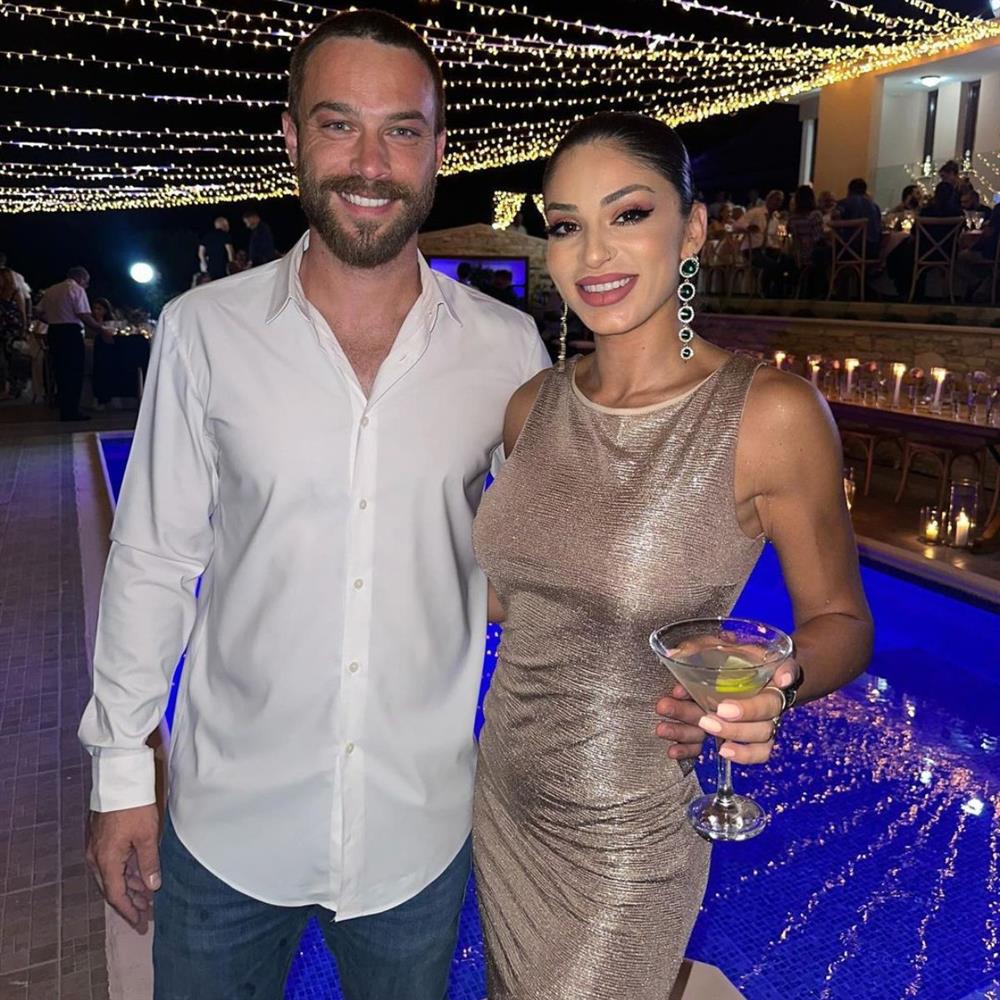 Στέφανος Μιχαήλ σύντροφος