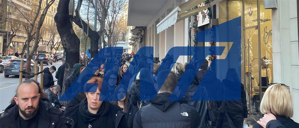 Η εορταστική κίνηση στη Θεσσαλονίκη Η εορταστική κίνηση στη Θεσσαλονίκη