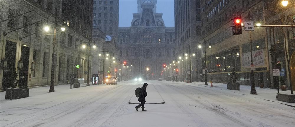 Ακυρώσεις πτήσεων, άδεια ράφια στα σούπερ μάρκετ: σφοδρή χειμερινή καταιγίδα σαρώνει τις ΗΠΑ