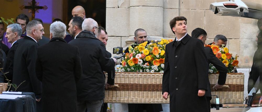 Το τελευταίο αντίο στην Μπριζίτ Μπαρντό