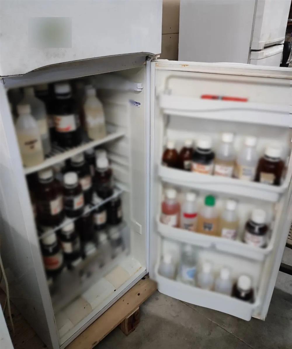 μαϊμού προϊόντα - παπούτσια - γυαλιά