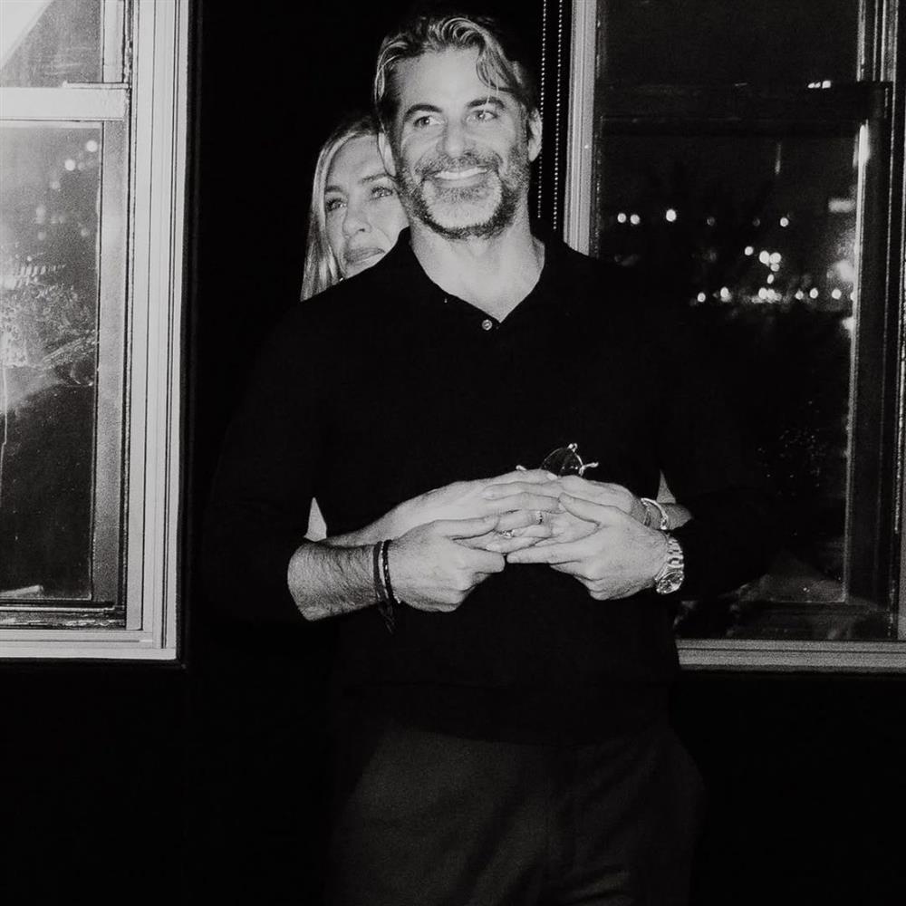 Τζένιφερ Άνιστον: Φήμες πως θα κάνει το επόμενο βήμα στη σχέση της με τον Τζιμ Κέρτις - Η Ελλάδα ανάμεσα στους πιθανούς προορισμούς