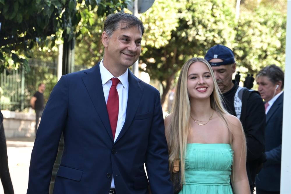 Βουλή - Ανασχηματισμός - Υπουργικό - ΟΠΕΚΕΠΕ - Πλεύρης - Μητσοτάκης - Θεοχάρης - Ανδριανός - Δερμεντζόπουλος.