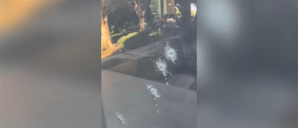 Ρόδος: Η στιγμή που γαζώνουν το σπίτι του επιχειρηματία με σφαίρες (βίντεο)